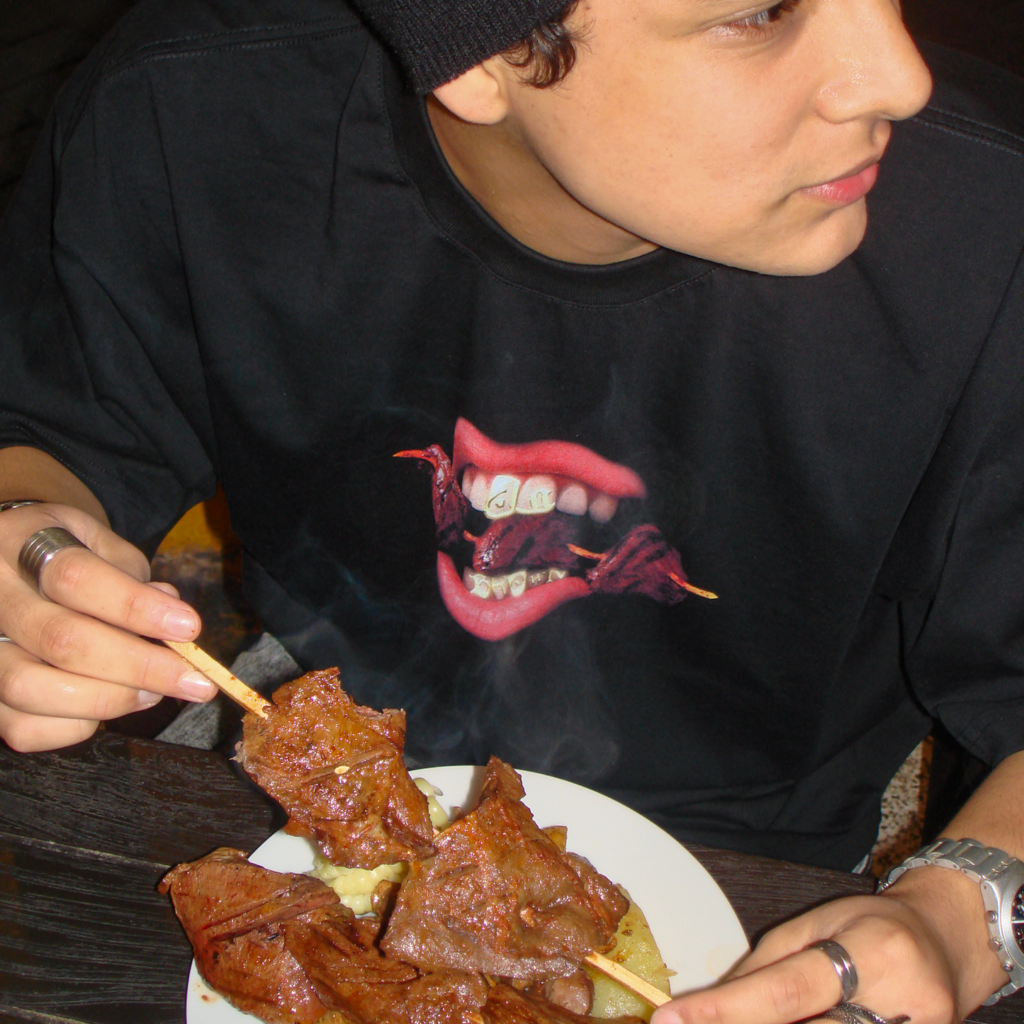 DA' GRILLZ TEE