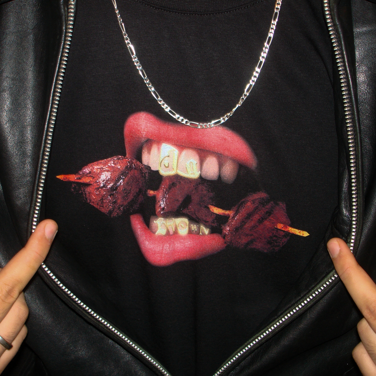 DA' GRILLZ TEE